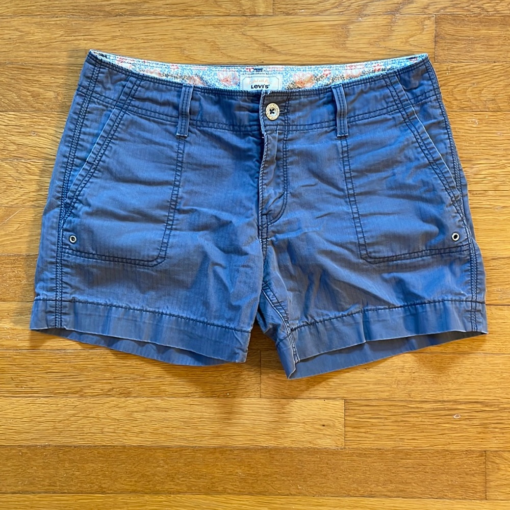 Levi’s shorts